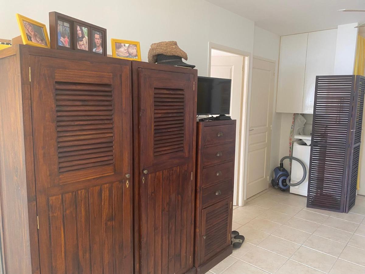 Les Hibiscus Apartment Sainte-Luce Luaran gambar